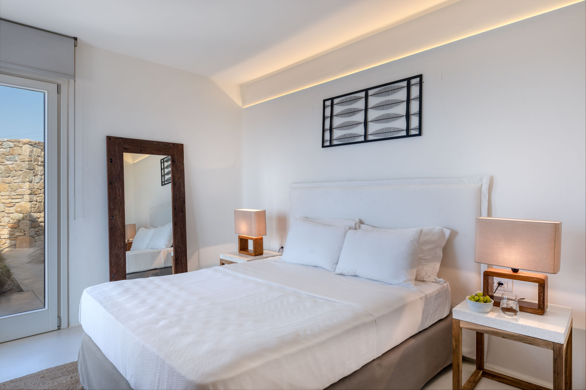 Bedroom with sea view